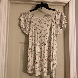 Floral Tee with frilled arms